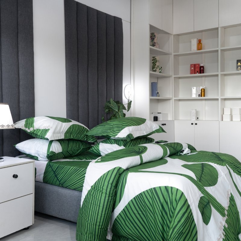 Flowery Complete Bedding Set