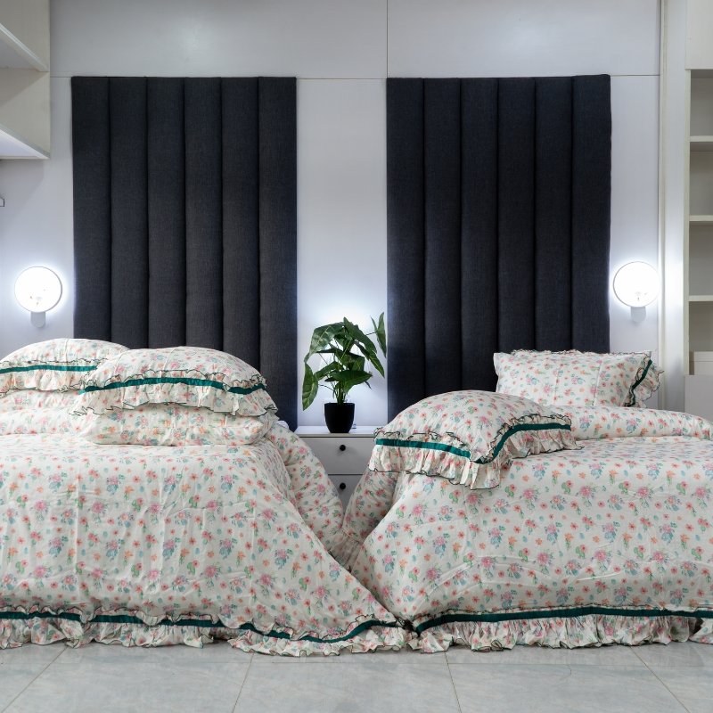 Custom Made Flowery Complete Bedding Set